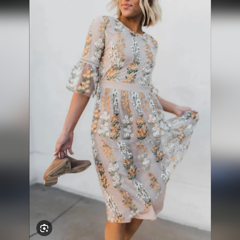 Polagram Beige Floral Embroidered Midi Dress